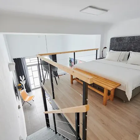 Artist's Loft In The Centre Of Cruz Apartamento